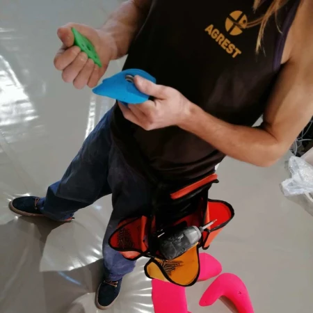 routesetter-tool-bag-HOLDSHOOTER