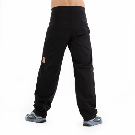 Spodnie-Wspinaczkowe-Boulder-Fighter-4-Czerń-tył1.webp